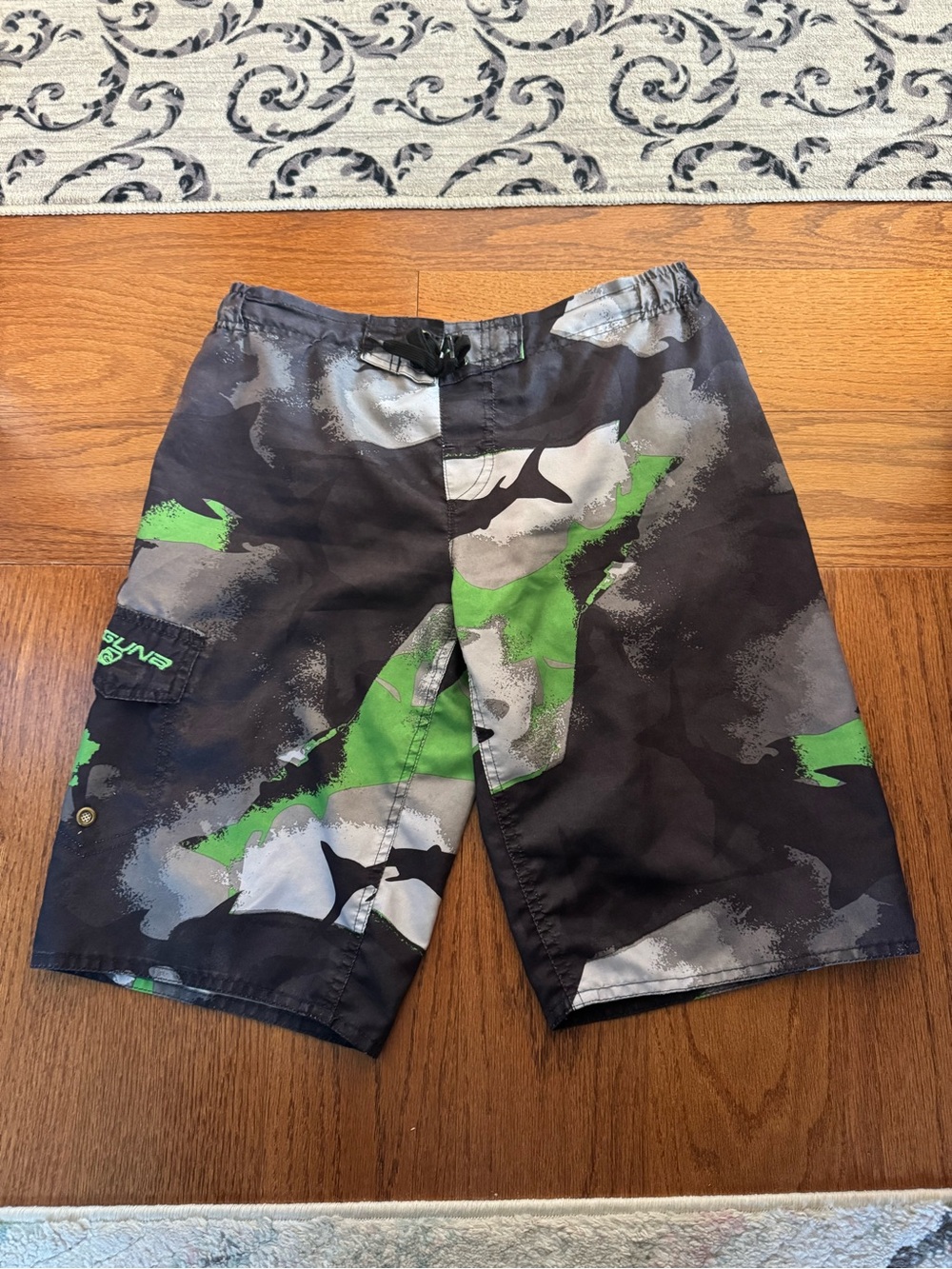 Boy’s Laguna Black & Green Camouflage Shark Board Shorts Sz 10/12